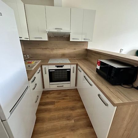 Entrez Radnica Apartment Kosice Luaran gambar