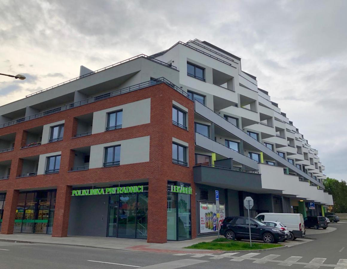 Entrez Radnica Apartment Kosice Luaran gambar